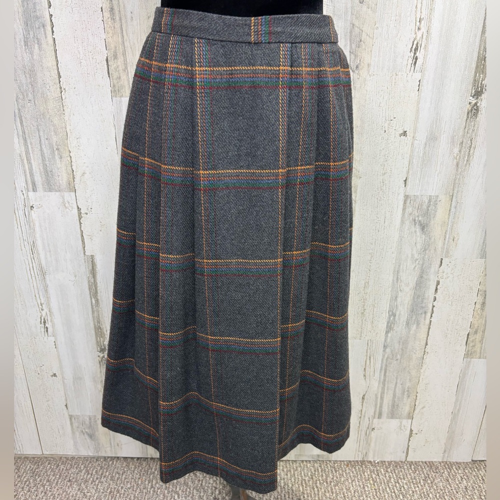 Vintage 70’s-80’s Gray Plaid Pleated Wool Skirt